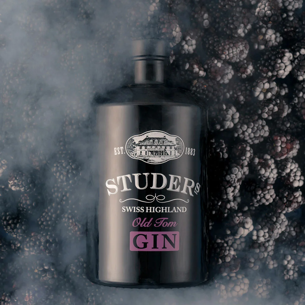 Studers_Highland_OldTom_Gin_productShot Studers Highland Old Tom Gin